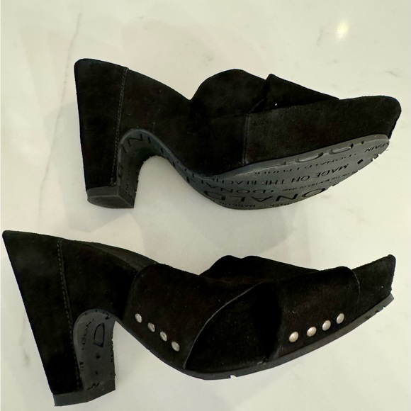Donald Pliner signature black suede platform/wedge sandals. - Picture 3 of 6